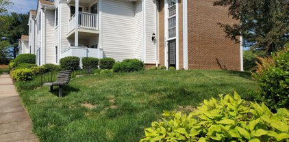 120 Westwick Ct Unit #2, Sterling