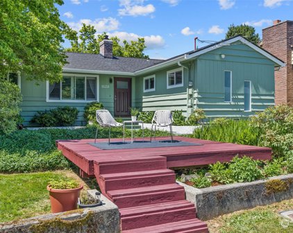 16239 14th Avenue SW, Burien