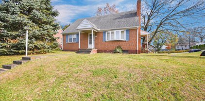 11 State Dr, Harrisburg