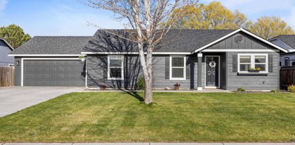 2512 Hickory Ave, West Richland
