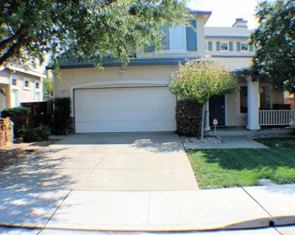 1180 Shadowcliff, Brentwood