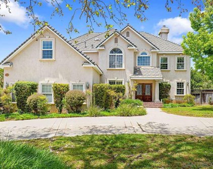 893 Salem St, Vista