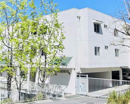 116 Marmion Way Unit 10, South Pasadena