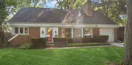 3117 Sprucewood Road, Wilmette
