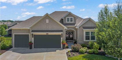 16105 Larsen Street, Overland Park