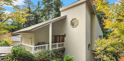 5835 146th Place SE, Bellevue