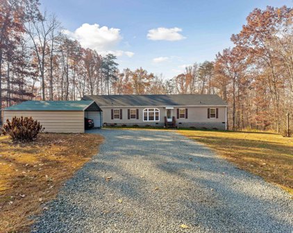 2159 Rock Island Rd, Scottsville