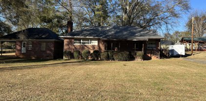 8 Georgia Avenue, Hampton