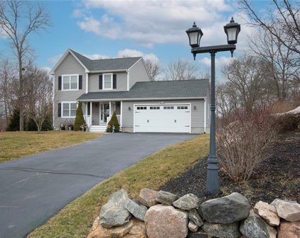 38 Fieldstone  Way, Westerly