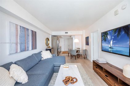 121 Ne 34th St Unit #L402, Miami