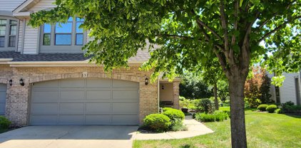 331 Club House Drive Unit #331, Bloomingdale