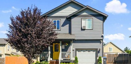 1215 Barnes Av, Salem