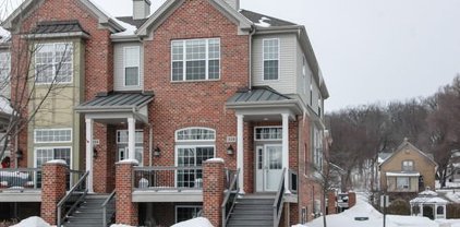 328 N Harrison Street, Algonquin