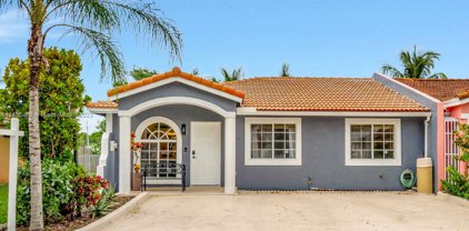 17520 Nw 76th Ct, Hialeah