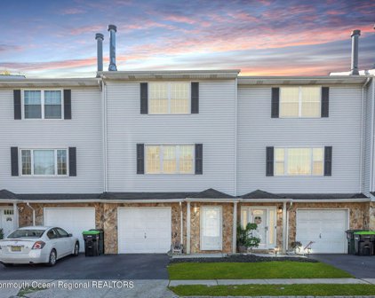 10 Dutch Lane, Hazlet