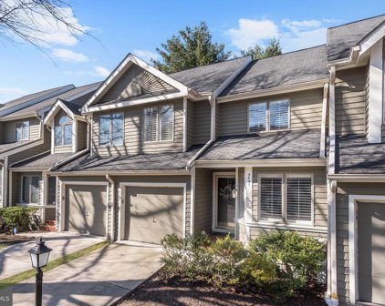 5041 Columbia   Road, Columbia