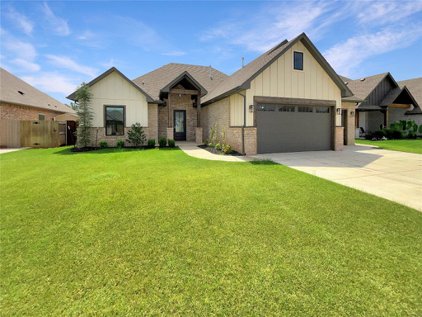 12004 SW 50th Street, Mustang
