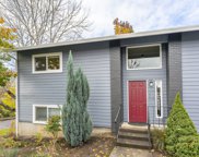 10955 SW MEADOWBROOK DR Unit #15, Tigard image