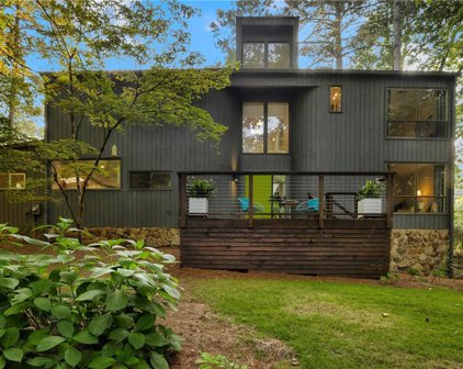 945 Tiber Circle, Johns Creek