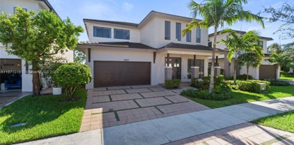 15463 Nw 88th Ave, Miami Lakes