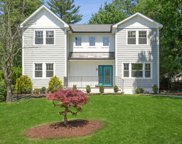 8 Randolph Pl, Verona Twp. image