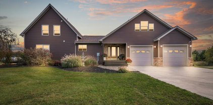 10044 Hillman Road, Lakeview