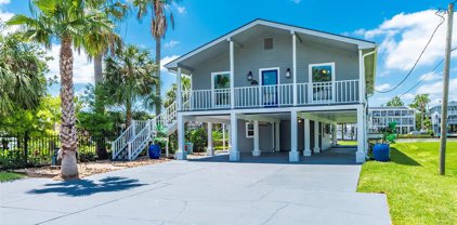 2114 Cove Park Drive, Kemah