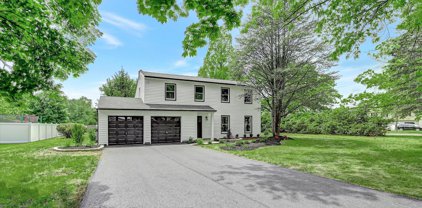 1 Birch Hill Road, Freehold