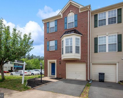 25311 Gothic Sq, Chantilly