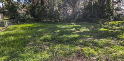 3803 E Curtis Street, Tampa