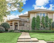 4825 Willow Street, Bellaire image