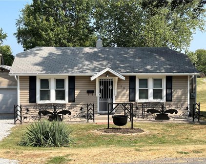 108 Duck Road, Grandview