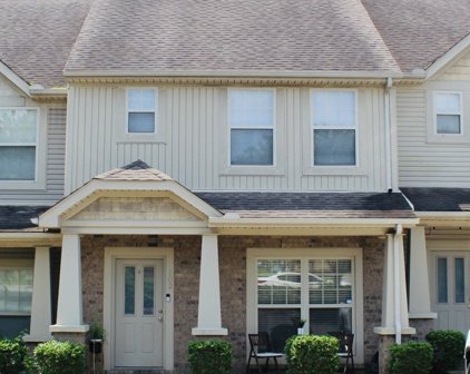 391 Tapestry Pl Unit #102, Gallatin