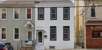 206 S Fourth St, Columbia