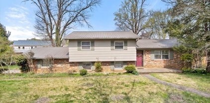 10437 Grovedale Drive, Knoxville