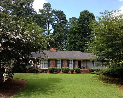 65 Pine Lake Nw Drive, Atlanta