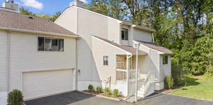 19 Oxford Lane, Middletown