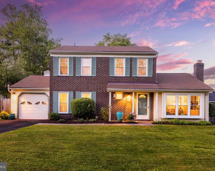12728 Builders Rd, Herndon