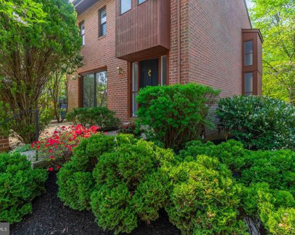 6101 Buckingham Manor, Baltimore