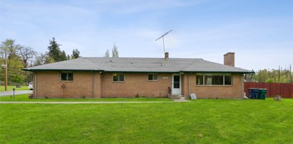 12256 Avondale Road NE, Redmond