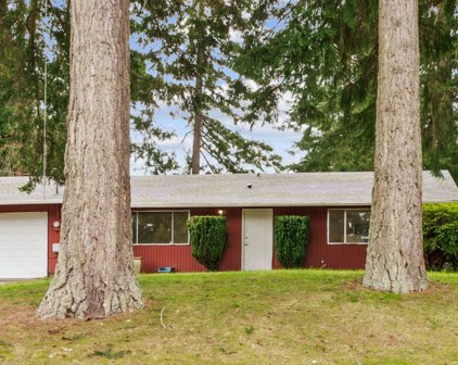 8320 116th Street SW, Lakewood