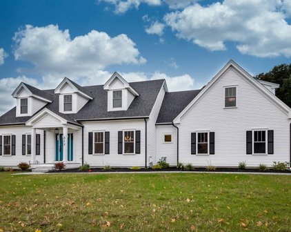 317 Desimone Drive, Marlborough