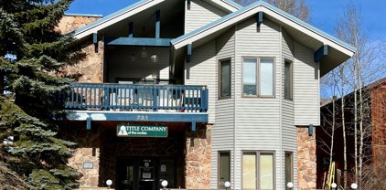 721 Grand Avenue, Grand Lake