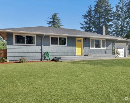 9501 Dekoven Drive SW, Lakewood