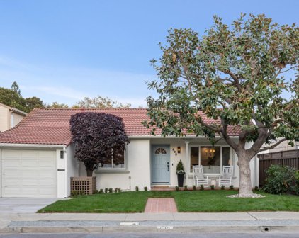 983 Johnson Street, Redwood City