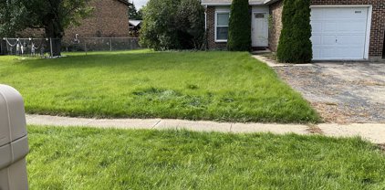 4033 Gregory Drive, Zion
