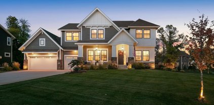 5805 Wooden Cleek Drive, Shorewood