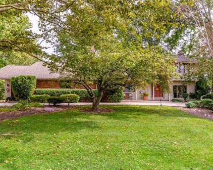 2717 Sinton Place, Pepper Pike