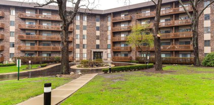 120 Lakeview Drive Unit #106, Bloomingdale