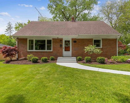 616 Wood, Rockford